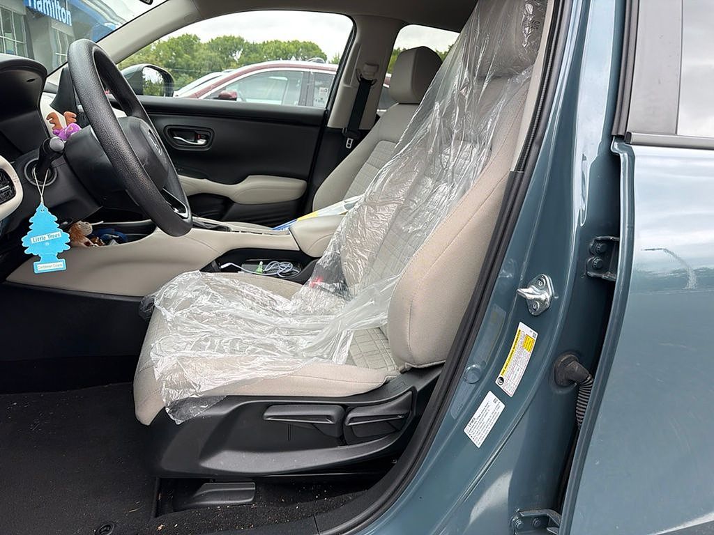 Thumbnail: 2026 Honda HR-V - 8