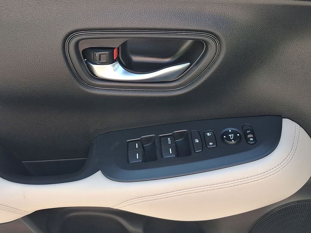 Thumbnail: 2024 Honda HR-V - 17