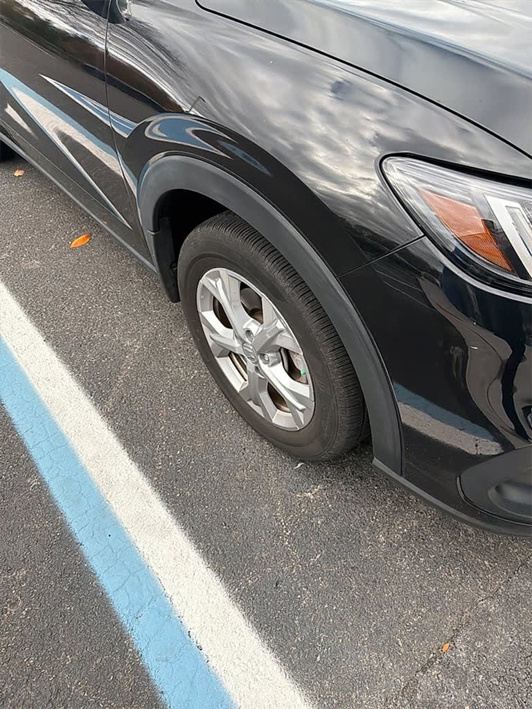 Thumbnail: 2023 Honda HR-V - 4