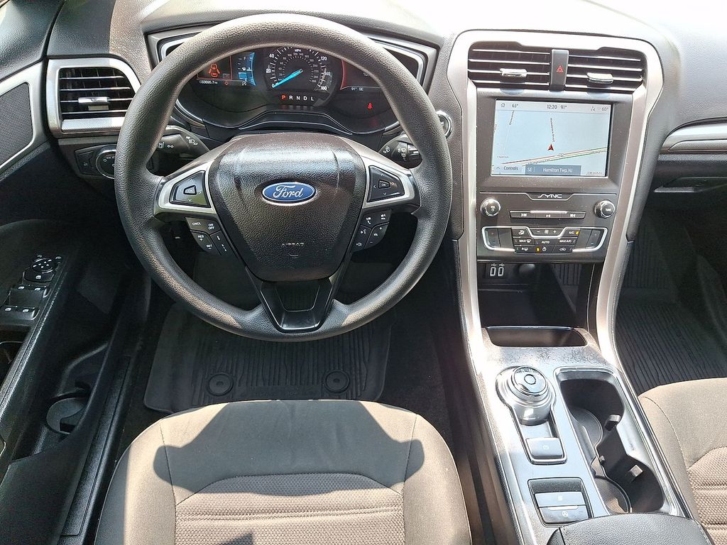 Thumbnail: 2020 Ford Fusion - 9