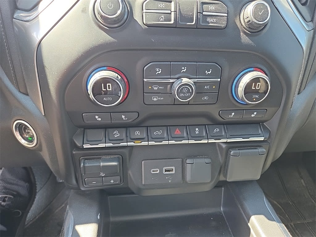 Thumbnail: 2019 Chevrolet Silverado 1500 - 19