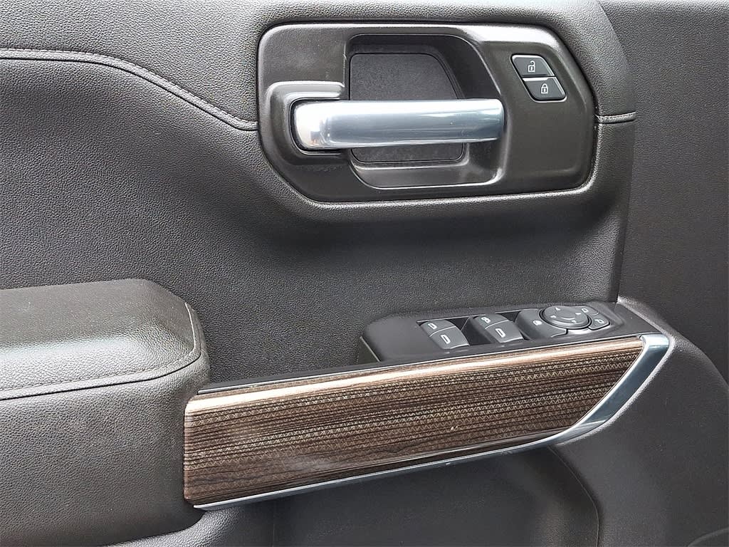 Thumbnail: 2021 Chevrolet Silverado 1500 - 14