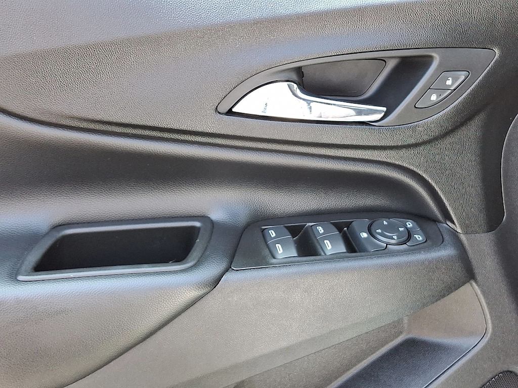 2020 Chevrolet Equinox LT 16
