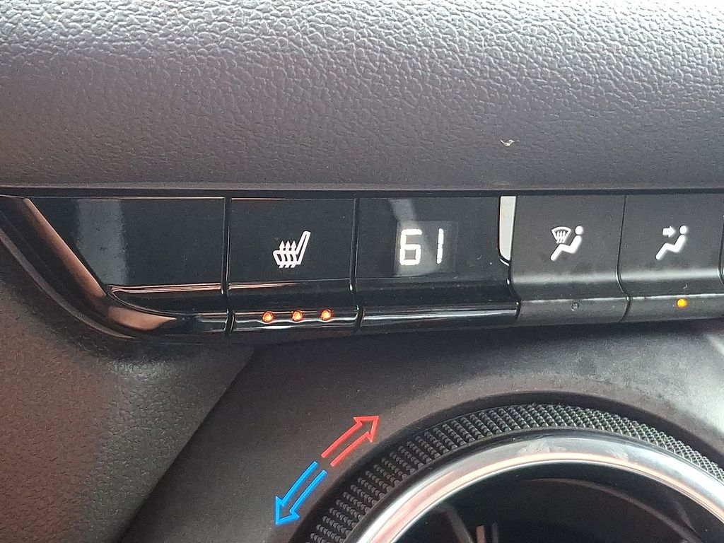 Thumbnail: 2021 Chevrolet Blazer - 22