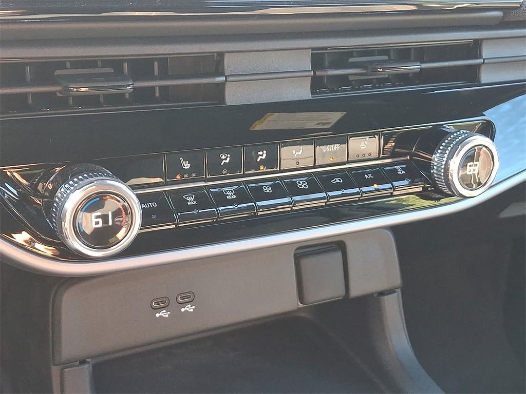 Thumbnail: 2025 Honda Prologue - 13