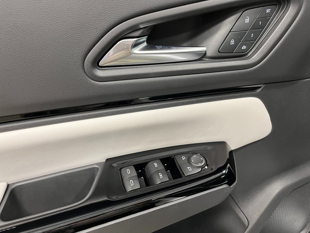 Thumbnail: 2026 Honda Prologue - 17