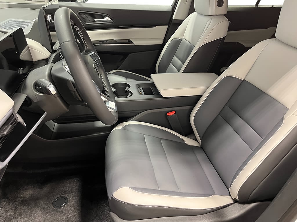 Thumbnail: 2026 Honda Prologue - 8