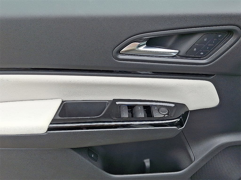 Thumbnail: 2025 Honda Prologue - 13
