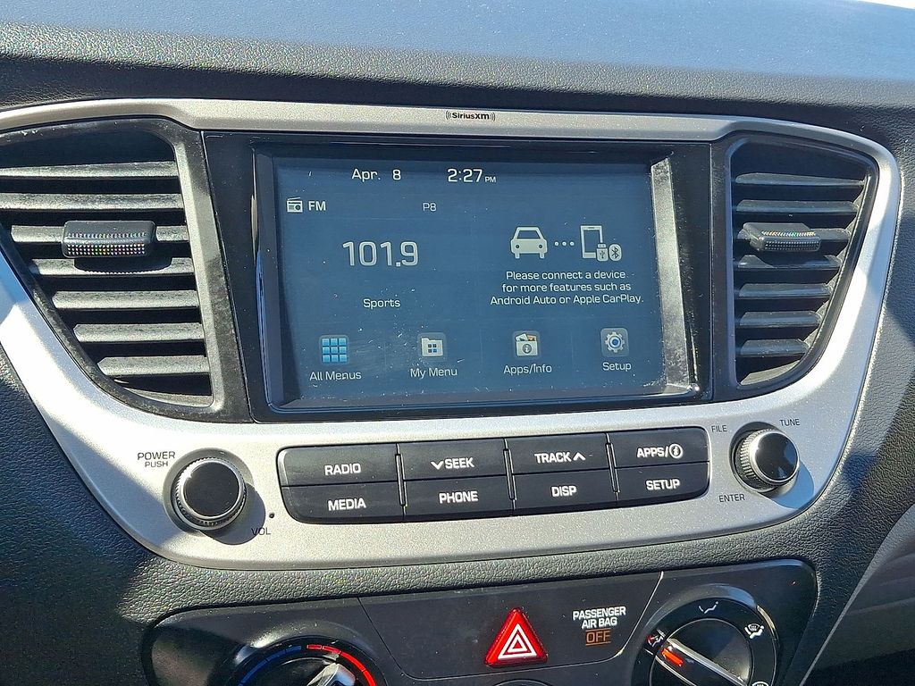 Thumbnail: 2022 Hyundai Accent - 11