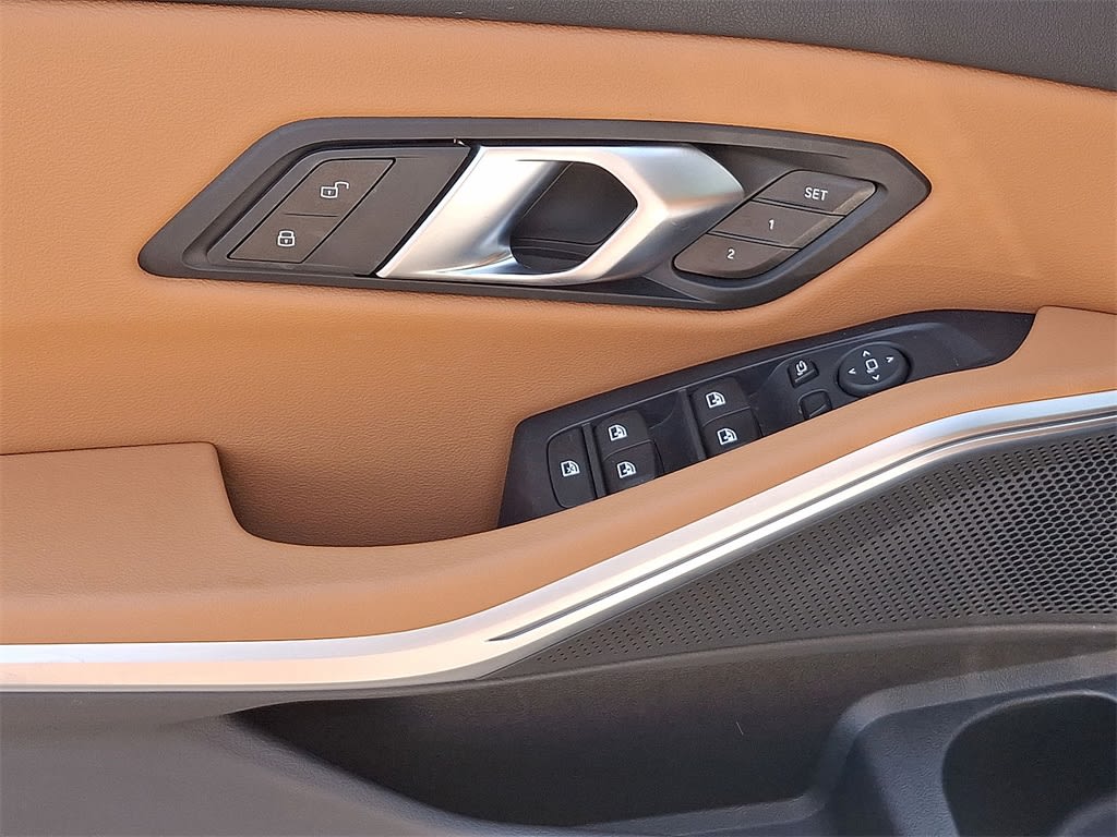 2024 BMW 3 Series 330xi 18
