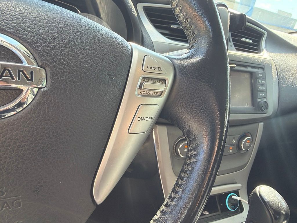 Thumbnail: 2013 Nissan Sentra - 16