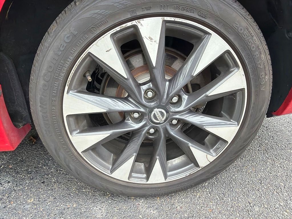Thumbnail: 2016 Nissan Sentra - 6