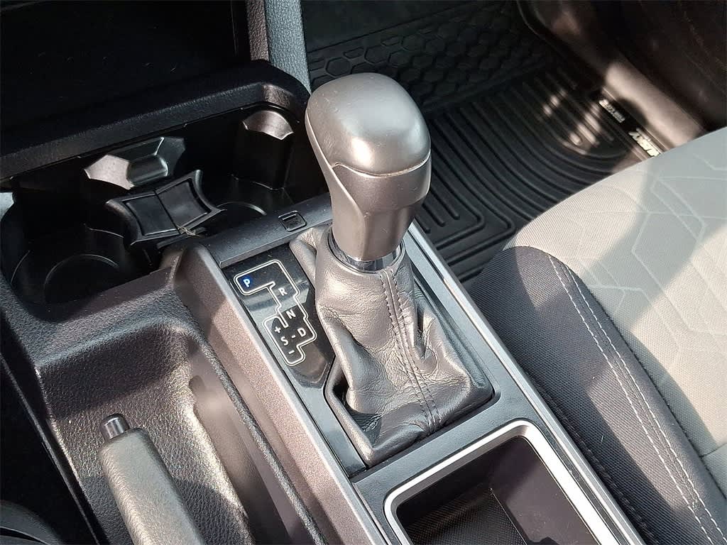 Thumbnail: 2022 Toyota Tacoma - 11