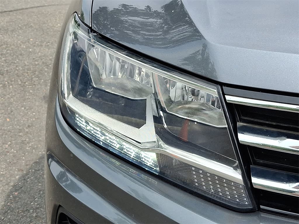 Thumbnail: 2021 Volkswagen Tiguan - 27