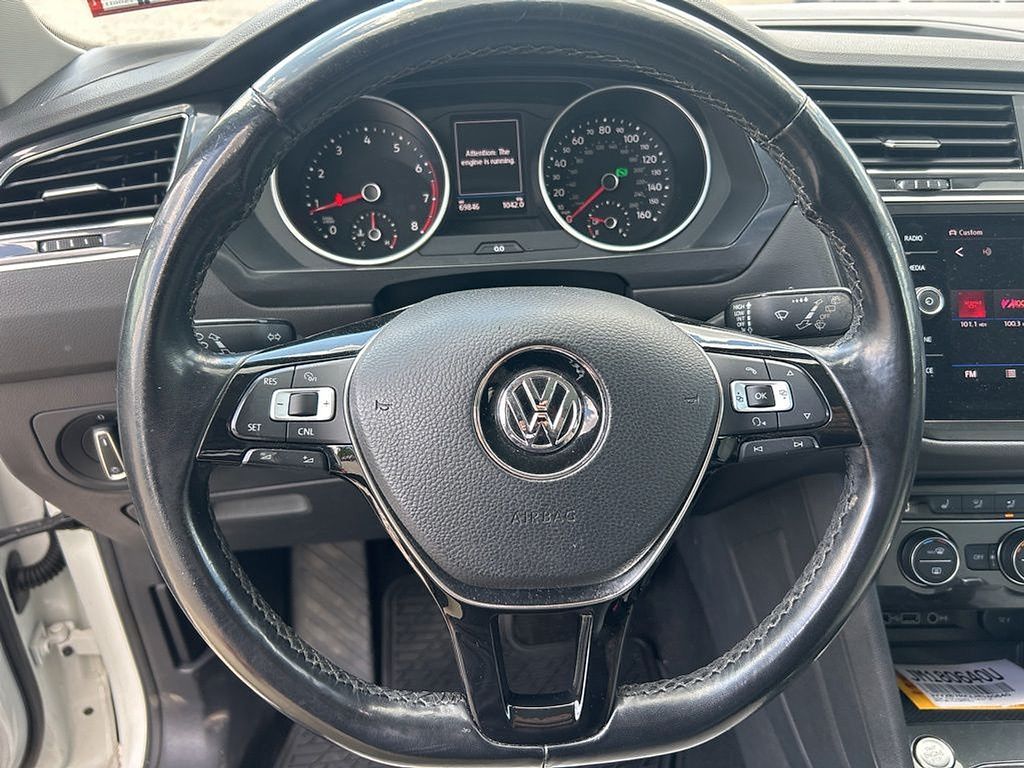 Thumbnail: 2018 Volkswagen Tiguan - 2