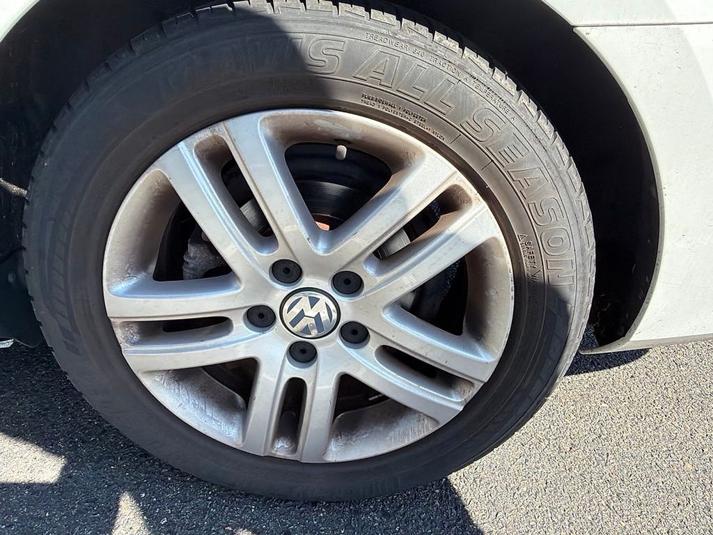 Thumbnail: 2018 Volkswagen Jetta - 7
