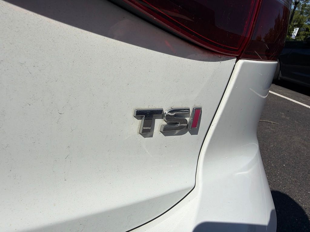 Thumbnail: 2018 Volkswagen Jetta - 6