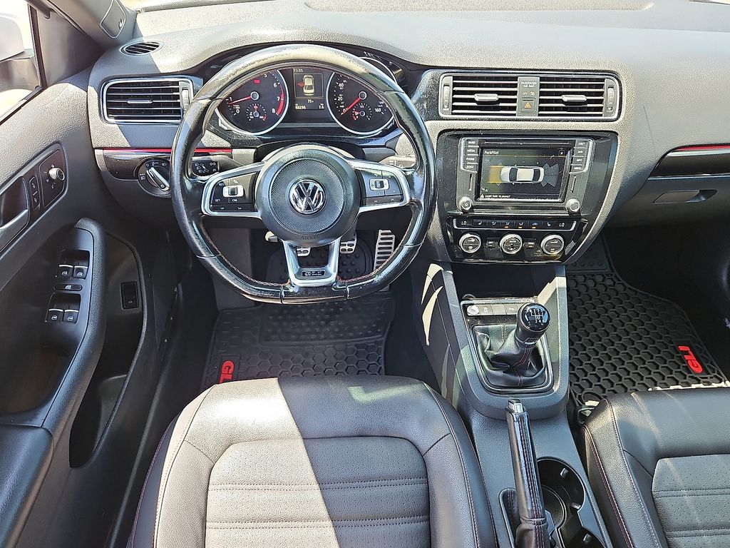 Thumbnail: 2017 Volkswagen Jetta - 24