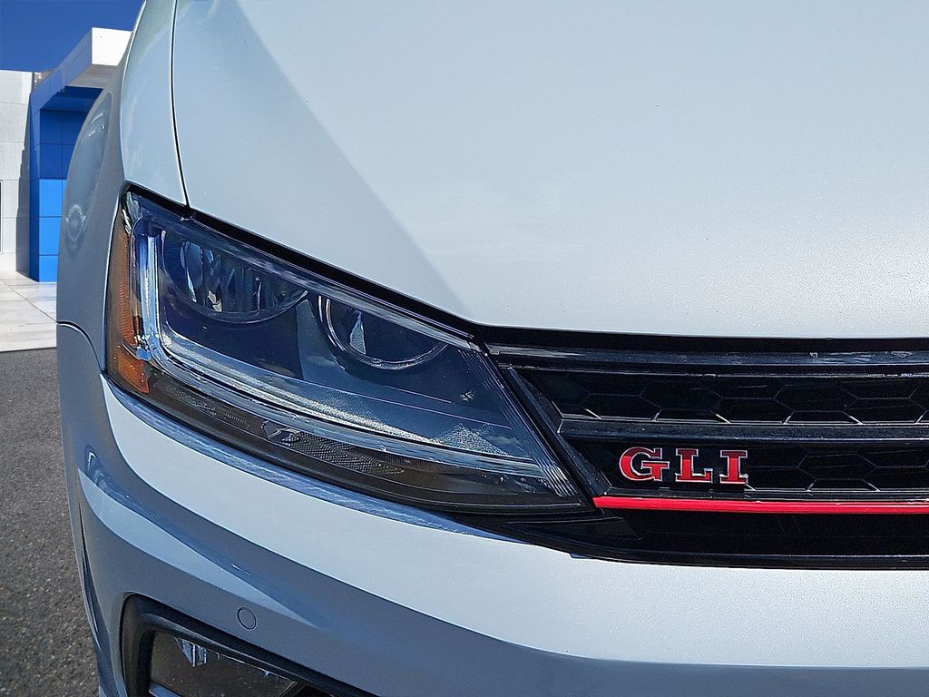 Thumbnail: 2017 Volkswagen Jetta - 27