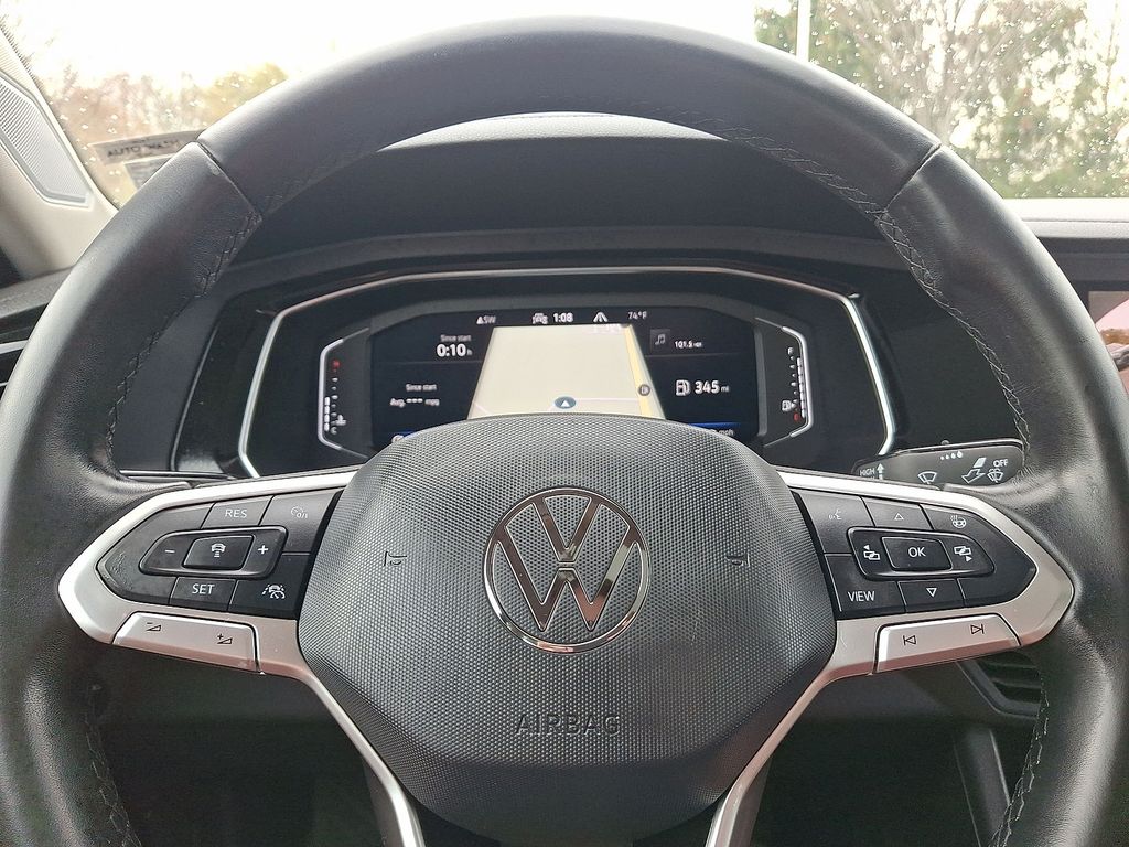 Thumbnail: 2022 Volkswagen Jetta - 18
