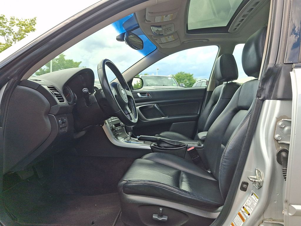 Thumbnail: 2005 Subaru Legacy - 8