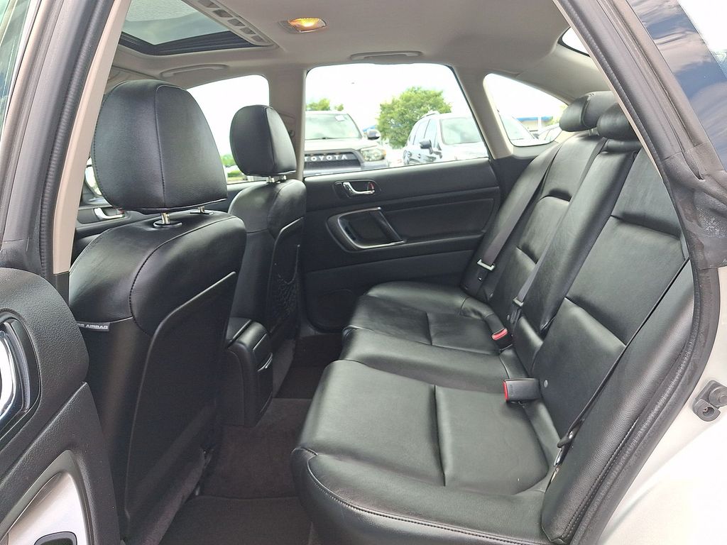 Thumbnail: 2005 Subaru Legacy - 9