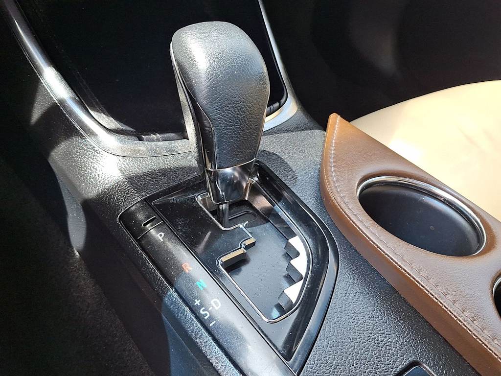 2014 Toyota Avalon XLE 9