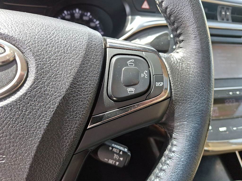 2014 Toyota Avalon XLE 18