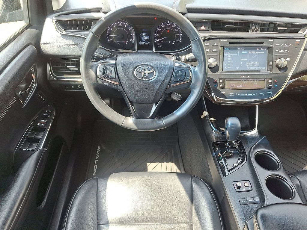 Thumbnail: 2015 Toyota Avalon - 8