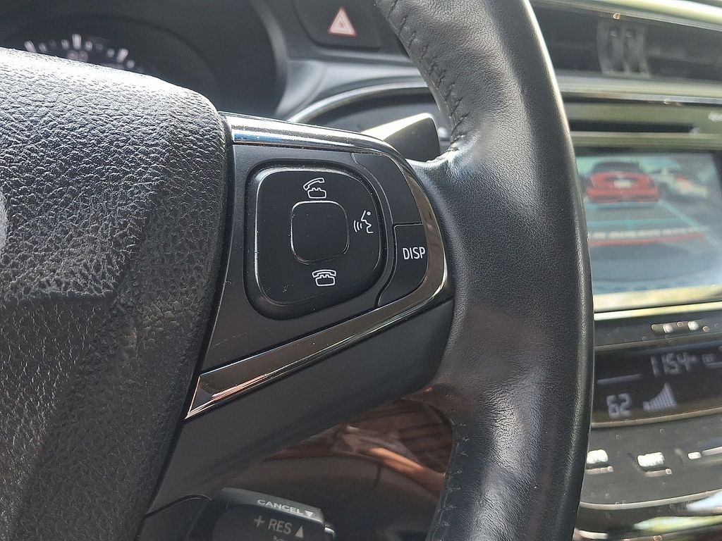Thumbnail: 2015 Toyota Avalon - 22