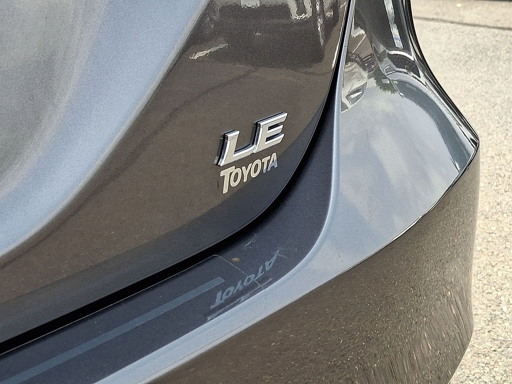 Thumbnail: 2020 Toyota Camry - 7