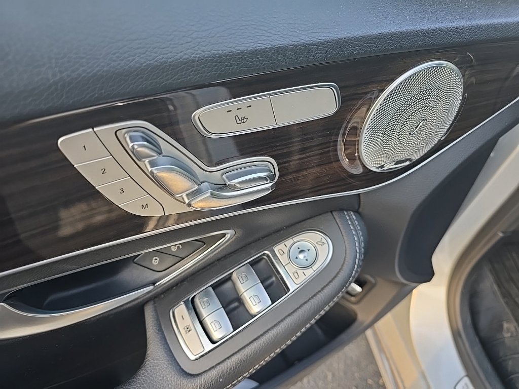 2017 Mercedes-Benz C-Class C 300 19