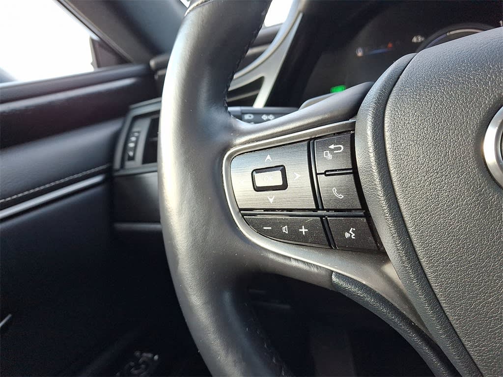 Thumbnail: 2023 Lexus ES - 20