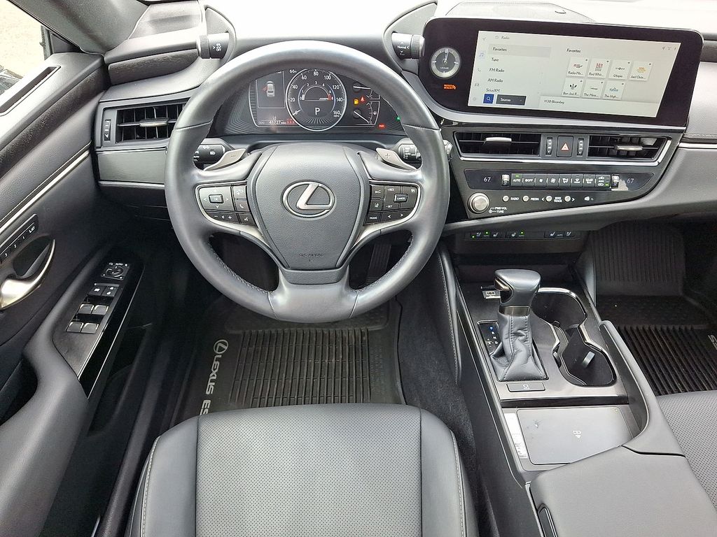 Thumbnail: 2023 Lexus ES - 8