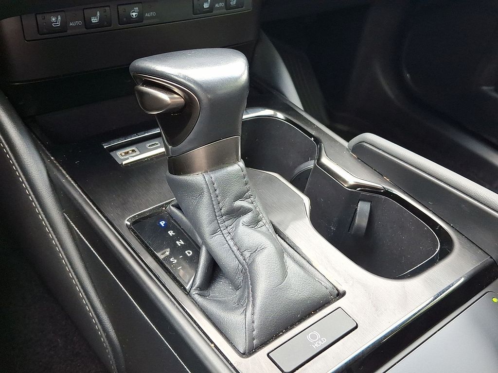 Thumbnail: 2023 Lexus ES - 12