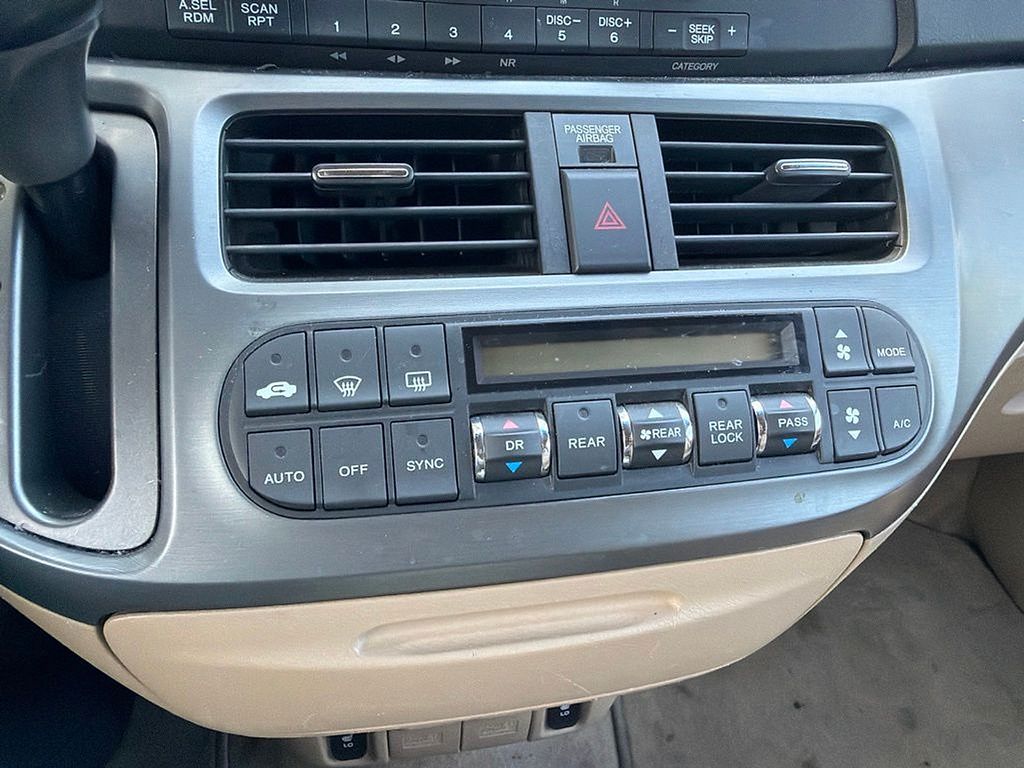 Thumbnail: 2006 Honda Odyssey - 22