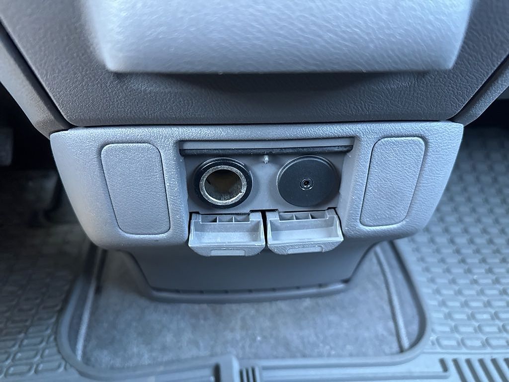 Thumbnail: 2010 Honda Odyssey - 20