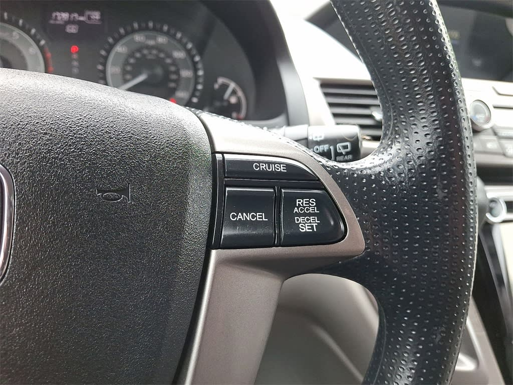 2016 Honda Odyssey SE 22