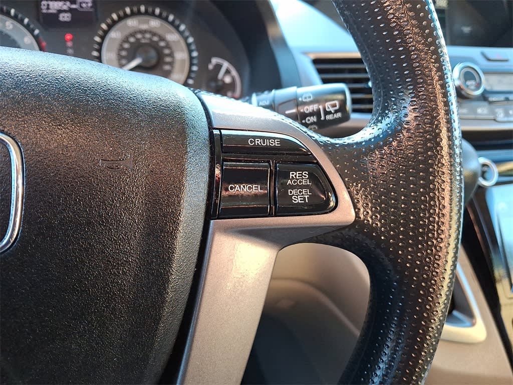 Thumbnail: 2014 Honda Odyssey - 16