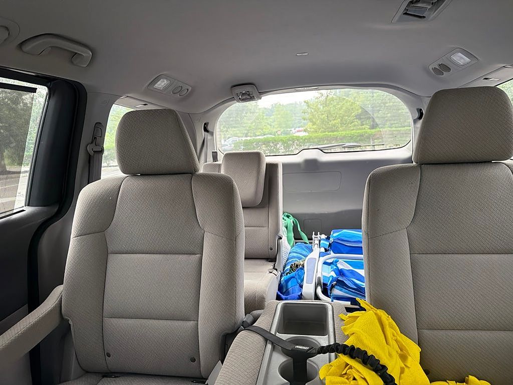 Thumbnail: 2017 Honda Odyssey - 11