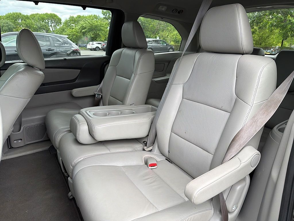 Thumbnail: 2015 Honda Odyssey - 7