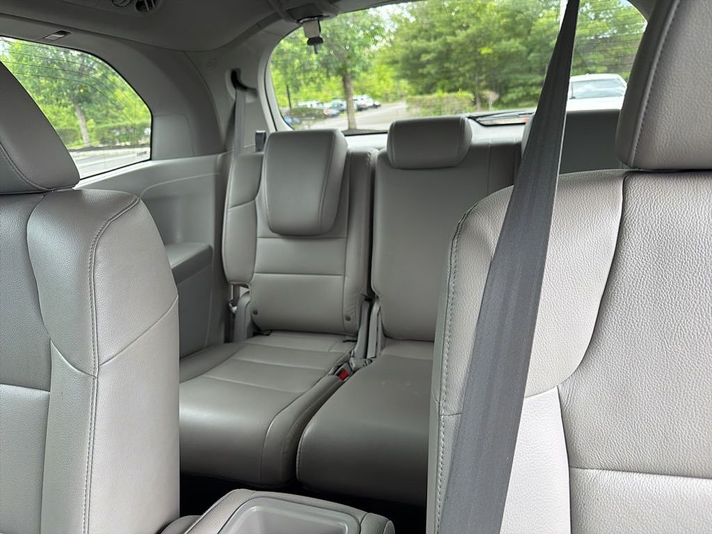 Thumbnail: 2015 Honda Odyssey - 15