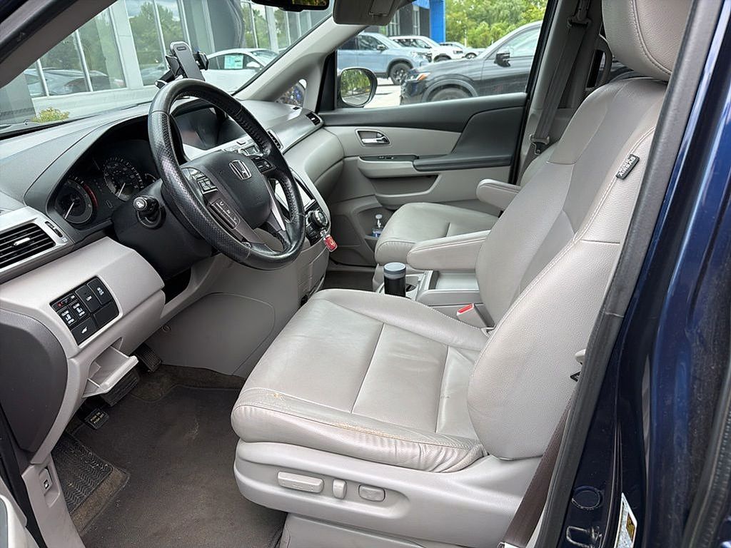 Thumbnail: 2015 Honda Odyssey - 6