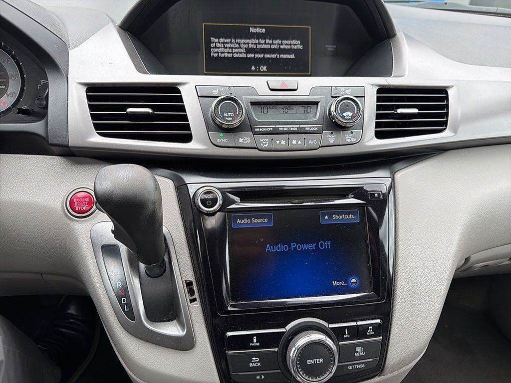 Thumbnail: 2015 Honda Odyssey - 8