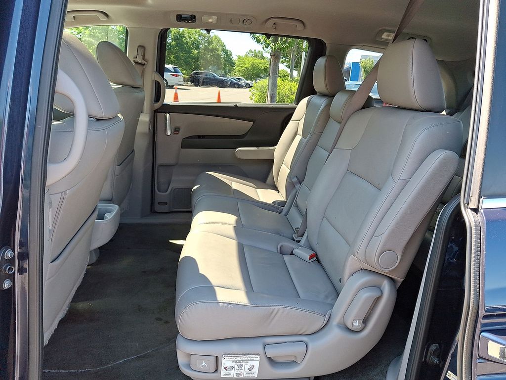 Thumbnail: 2015 Honda Odyssey - 11