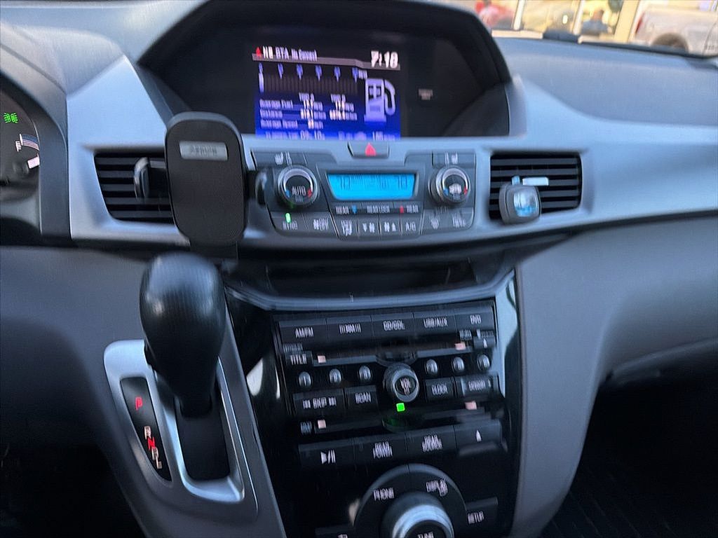 Thumbnail: 2013 Honda Odyssey - 8