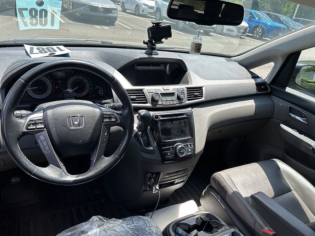 Thumbnail: 2016 Honda Odyssey - 2