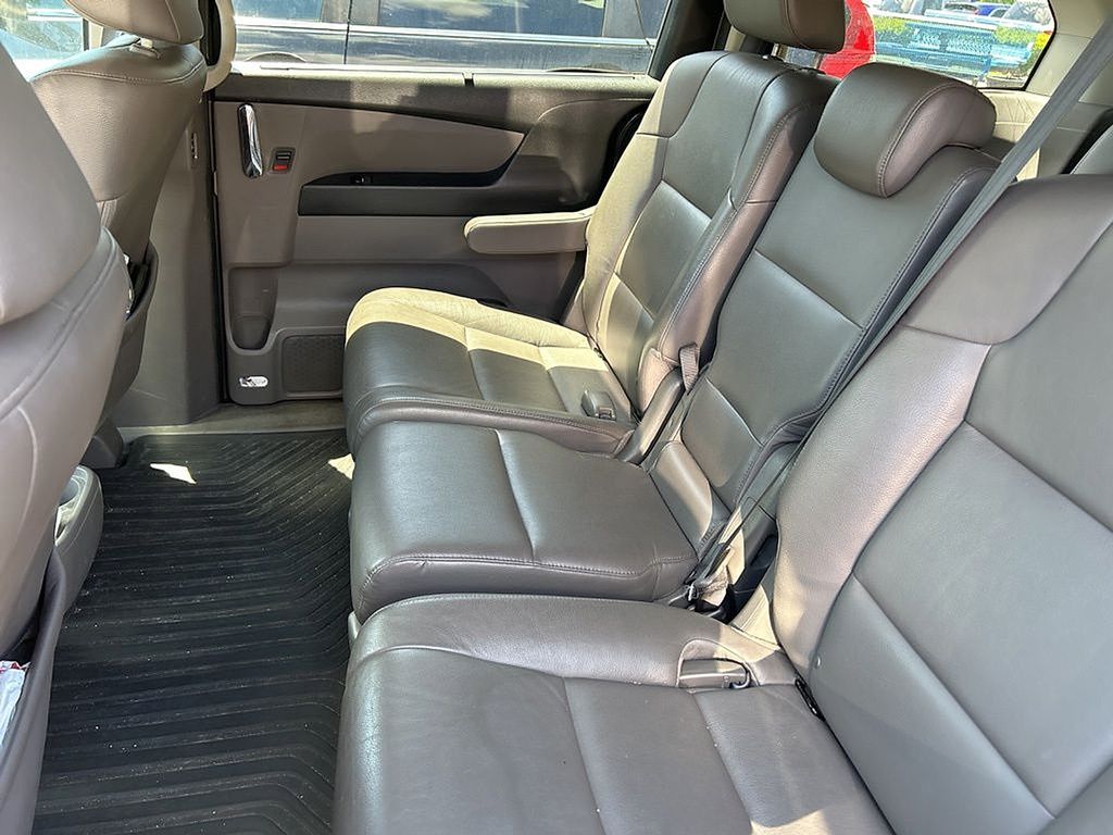 Thumbnail: 2016 Honda Odyssey - 8