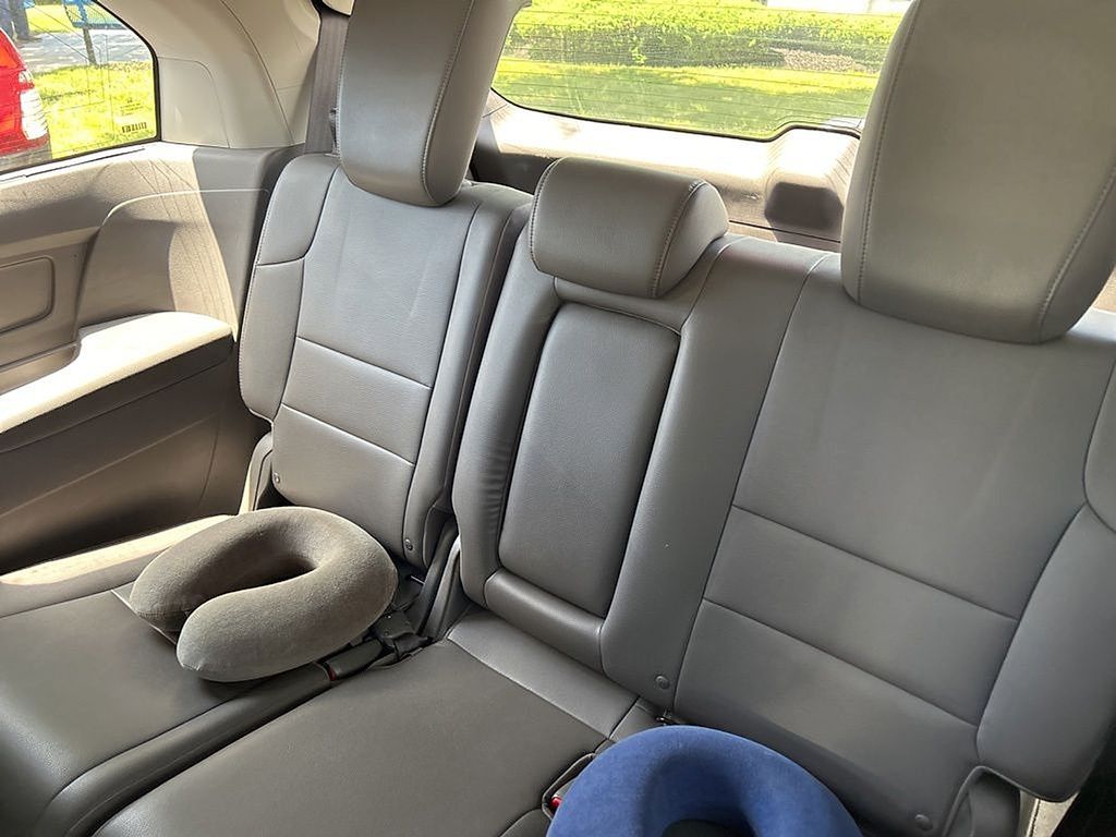 Thumbnail: 2016 Honda Odyssey - 16