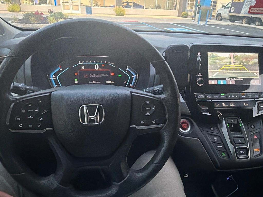 Thumbnail: 2021 Honda Odyssey - 2